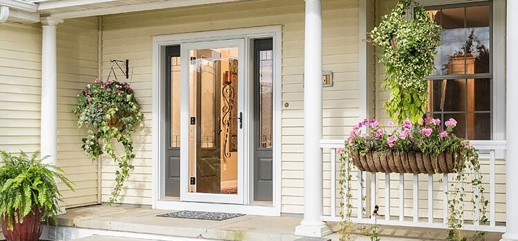 screen door installation in Half Moon Bay