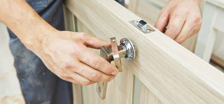 interior door repair Half Moon Bay